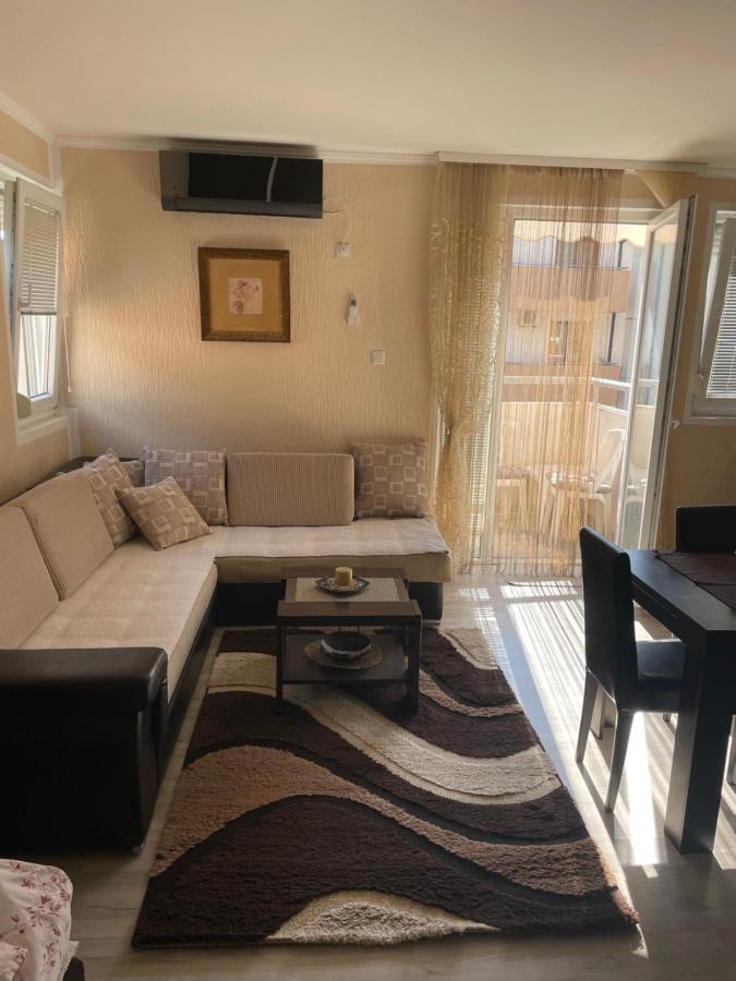Studio Apartment For Rent In Budva Exteriör bild