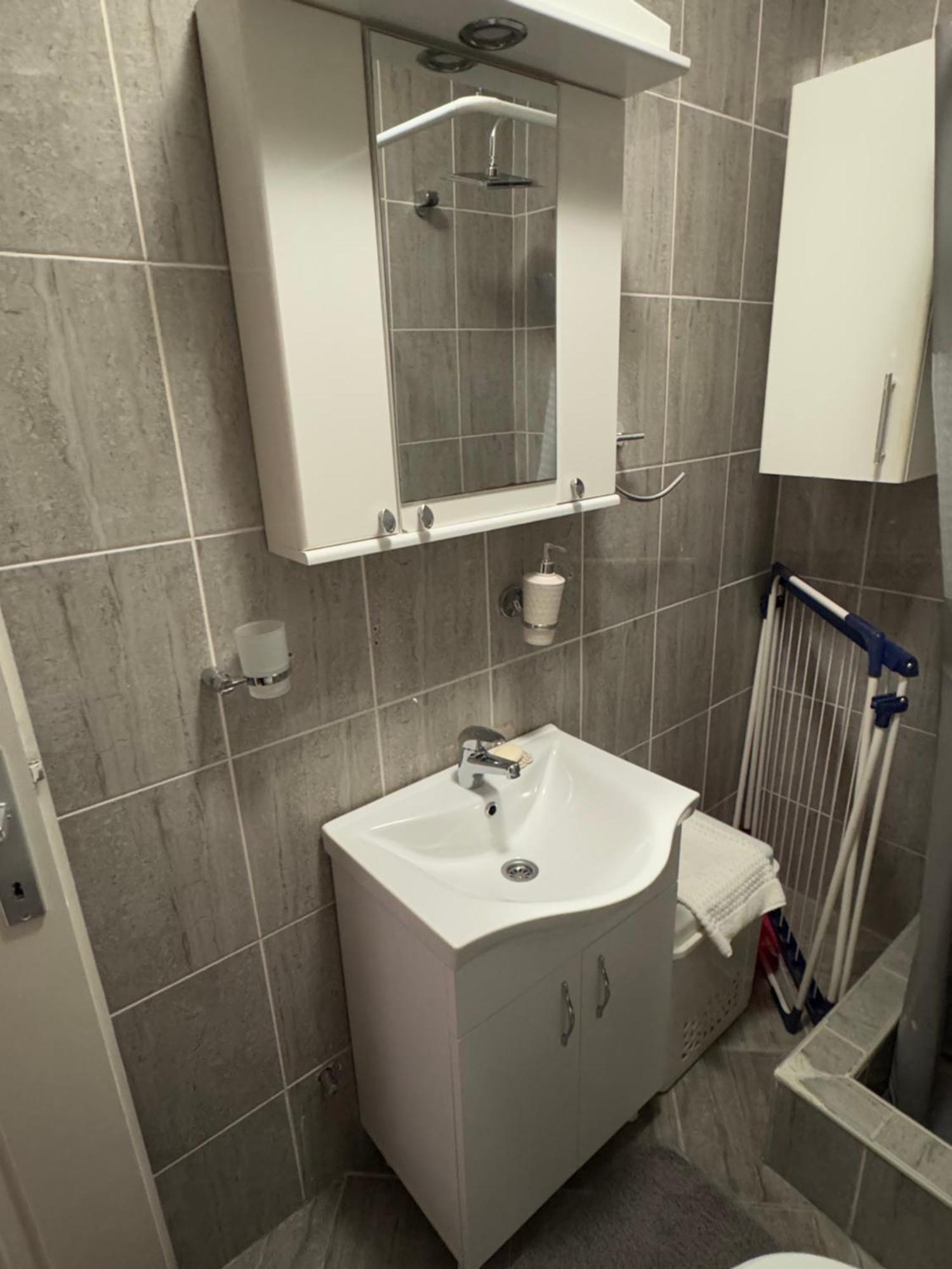 Studio Apartment For Rent In Budva Exteriör bild